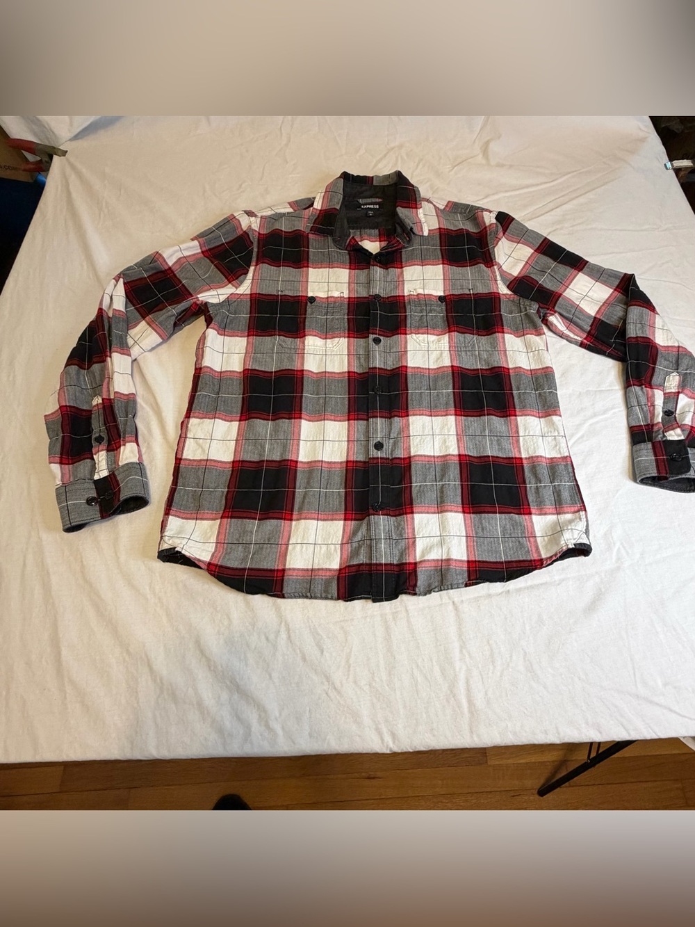 Express Women’s Plaid Button-Up Shirt in Black, White & Red Size Large
